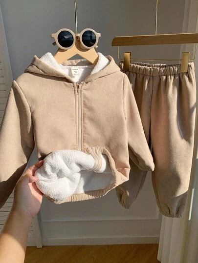 SHEIN 男童休闲舒适保暖连帽卫衣和运动裤套装（2件套），包含外套、开衫，复古风格，适合男婴，秋季服装，秋季上衣，万圣节服装，长袖上衣，秋装，冬季男童服装