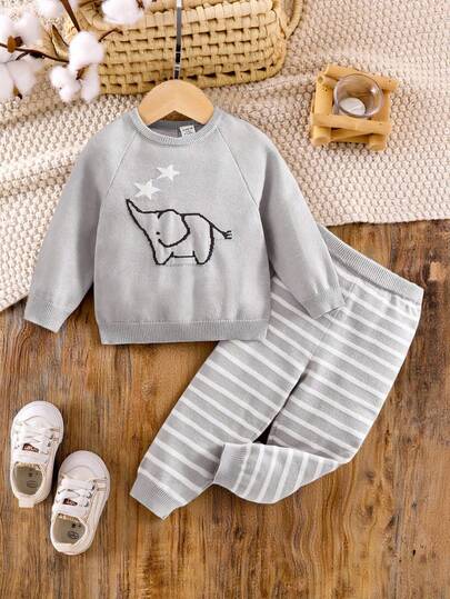 SHEIN Conjunto de suéter y pantalones tejidos con patrón de elefante lindo, suéter de cuello redondo de manga larga y pantalones, versátil para exteriores o capas base