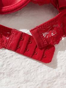 SHEIN 1pc Women's Lace Padded Underwire Bra With Wide Straps, Lift And Support For Small Bust