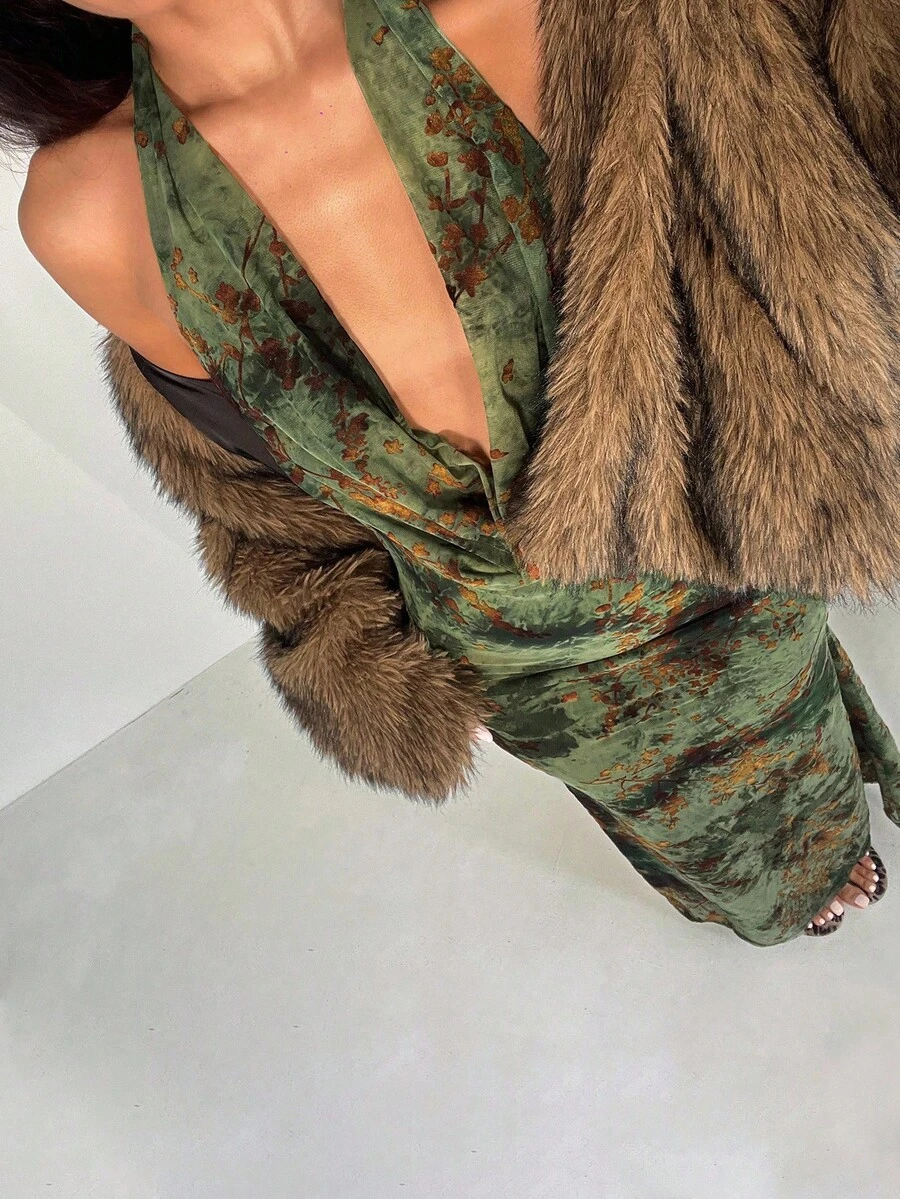 Glamine Robe longue élégante dos nu à col en V profond, style rétro en velours tie-dye pour femmes - Multicolore - Voir 1