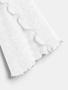 SHEIN EZwear Camiseta feminina casual versátil branca com manga flare plus size - Branco - Ver 4