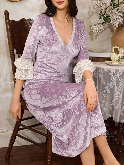 Côtesoire Elegant French Velvet Jacquard Deep V-Neck Women's Nightgown, Fall Winter