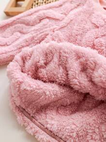 SHEIN 女婴可爱毛绒卡通图案保暖连帽衫套装，秋冬季