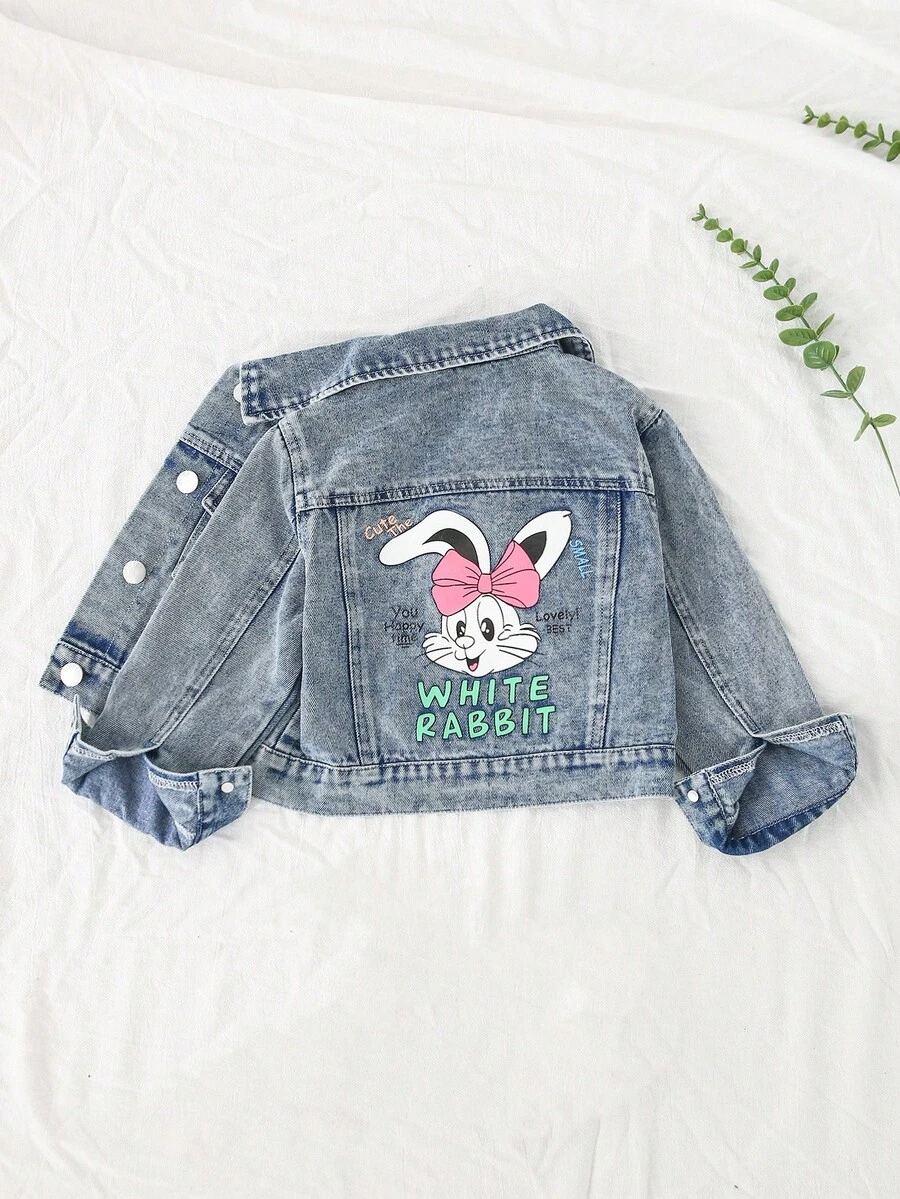SHEIN Playful Pals 年轻女孩休闲宽松牛仔夹克，甜美英式刺绣和可爱兔耳印花，百搭时尚，适合日常穿着