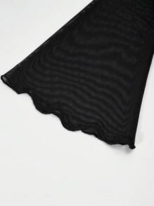 SHEIN Vestito elegante a maniche lunghe per ragazze pre-adolescenti, con patchwork in pizzo e rete, di colore unito, per Ognissanti