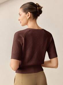 BizChic 2025 Autumn/Winter New Arrival Coffee Color Round Neck Side Single-Breasted Button Decor Diamond Knit Pattern Women Short Sleeve Sweater, Modern Elegant Fashion For Work And Casual