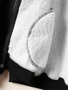 男童休闲学院风印花连帽抓绒外套，适合秋冬季日常穿着、通勤和上学穿着。 - 黑色 - 查看 6