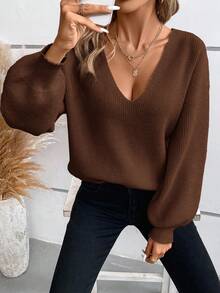 SHEIN Frenchy Sweater Kasual Musim Dingin Warna Cokelat dengan Tali di Belakang dan Bahu yang Menurun - Coffee Brown - View 2