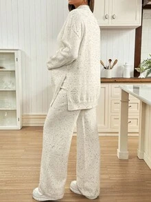 SHEIN 孕妇波点提花休闲立领侧开衩毛衣和针织裤套装，腰带可调节。秋冬女式毛衣秋季女装秋季毛衣孕妇毛衣两件套米色冬季孕妇休闲套装两件套孕妇套装孕妇毛衣套装舒适孕妇套装孕妇家居服 - 彩色 - 查看 2