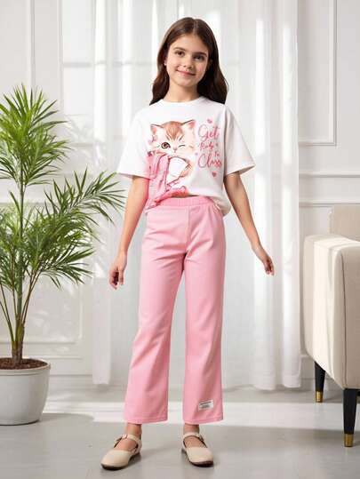 2 件装 Tween Girl 女童可爱猫咪印花背包装饰短袖 T 恤搭配粉色喇叭裤，休闲夏季服装
