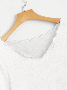 SHEIN EZwear Camiseta feminina casual versátil branca com manga flare plus size - Branco - Ver 3