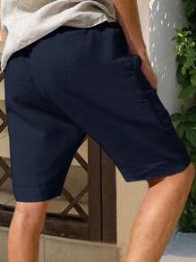 Manfinity Homme Men's Solid Color Waist Tie Pocket Casual Drawstring Versatile Shorts, Linen Navy Blue Shorts