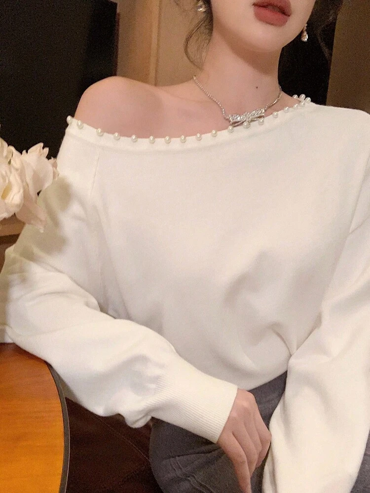 Women's Solid Color Sweater With Faux Fur Pearl Button Decor Oblique Collar, Suitable For Wedding, Party, Back To School Season, Autumn/Winter