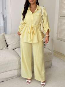 Vionelle Conjunto de camisa de cuello en V con abertura frontal y cordón en la cintura, talla grande pantalones de cintura elástica, en color amarillo mantequilla, para mujer talla grande, estilo romántico francés de Sicilia, para uso casual, de viaje o en la oficina, para primavera/otoño/invierno.