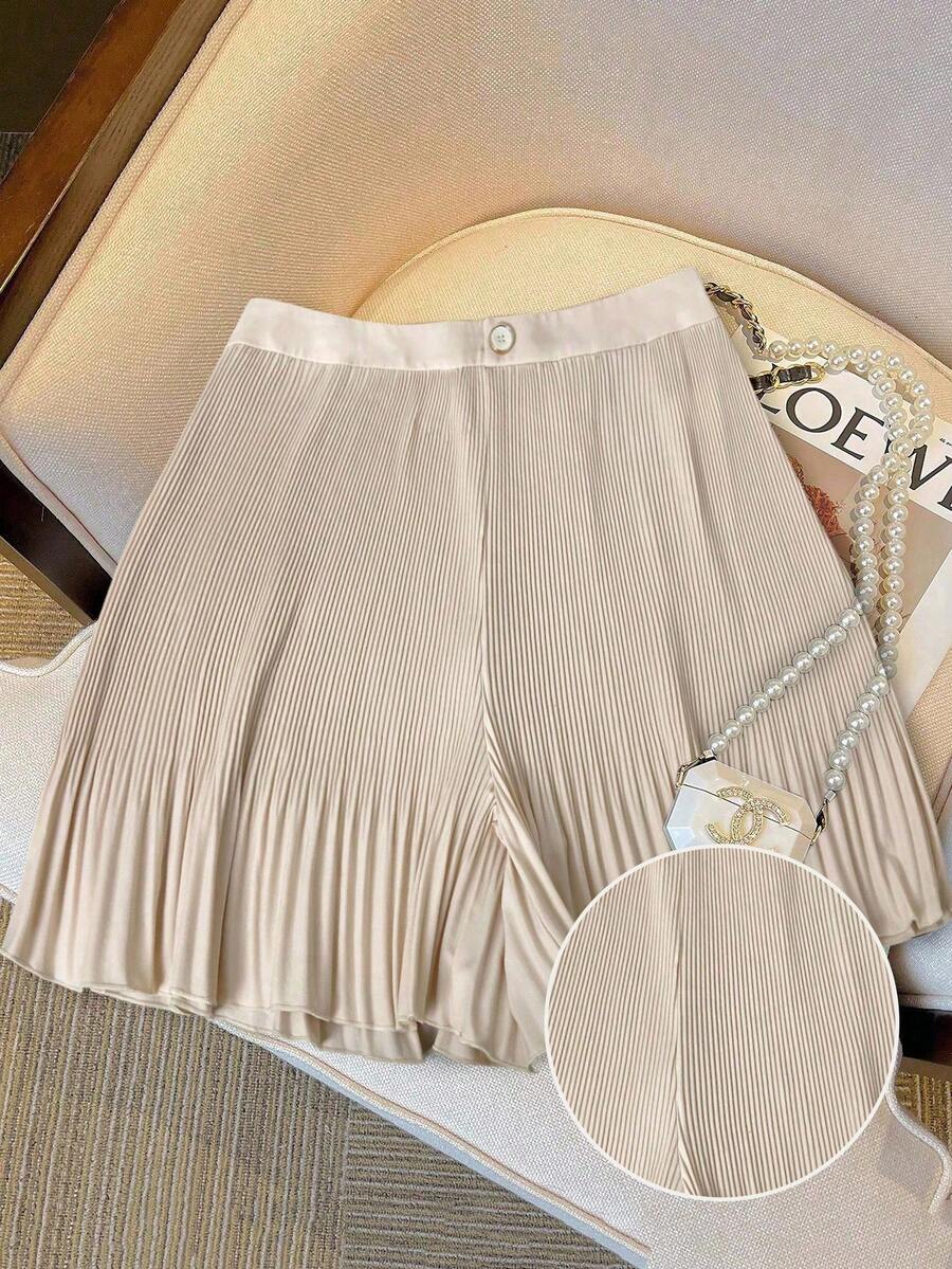 Franclia Plus Size Women Solid Ribbed Loose Casual Shorts - Khaki - View 1