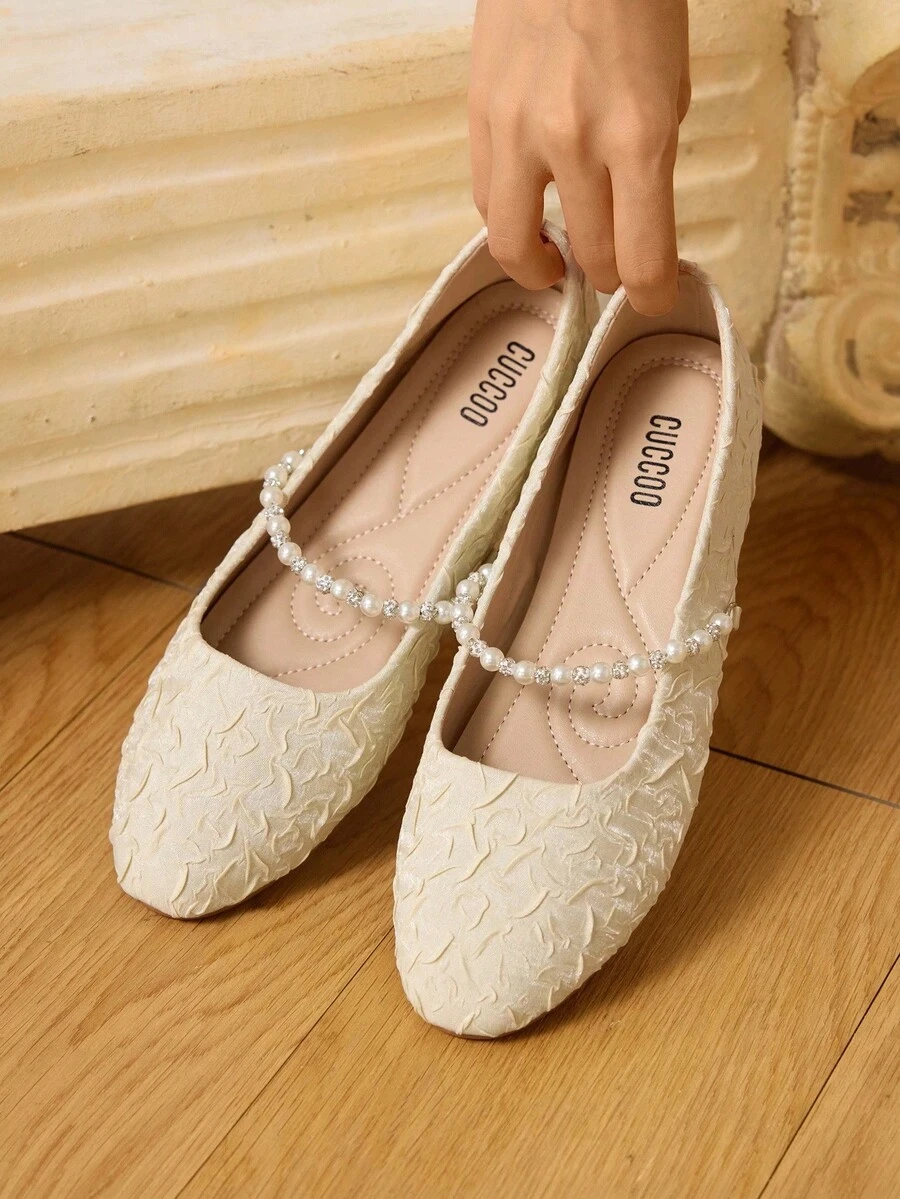 CUCCOO HITCHD Women's Elegant Commuter Beaded Flat Shoes