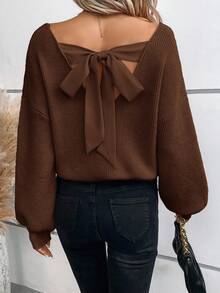 SHEIN Frenchy Sweater Kasual Musim Dingin Warna Cokelat dengan Tali di Belakang dan Bahu yang Menurun - Coffee Brown - View 3