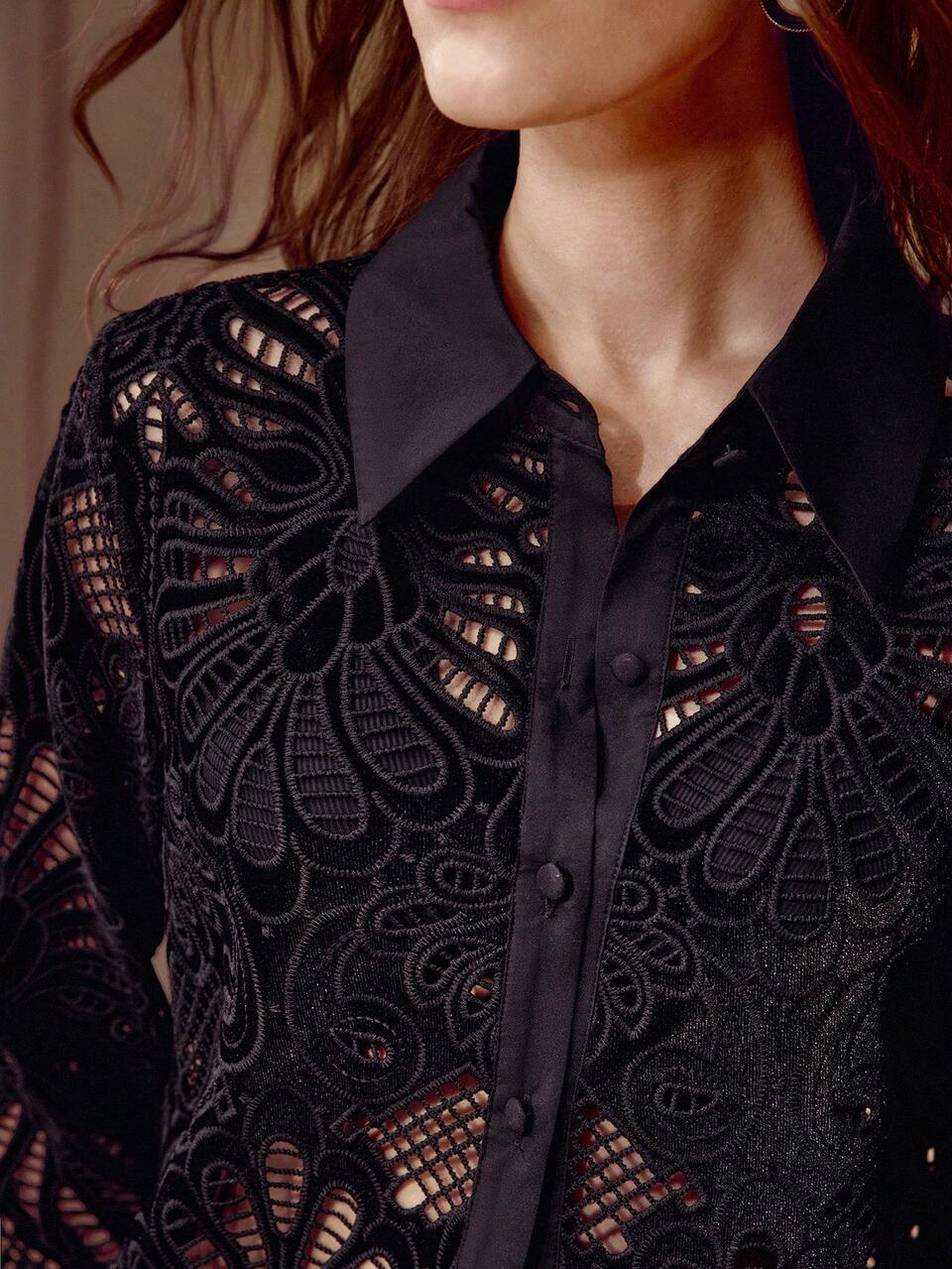 BLACK WATER-SOLUBLE HOLLOW EMBROIDERED ELEGANT CASUAL BLOUSE FOR WOMEN