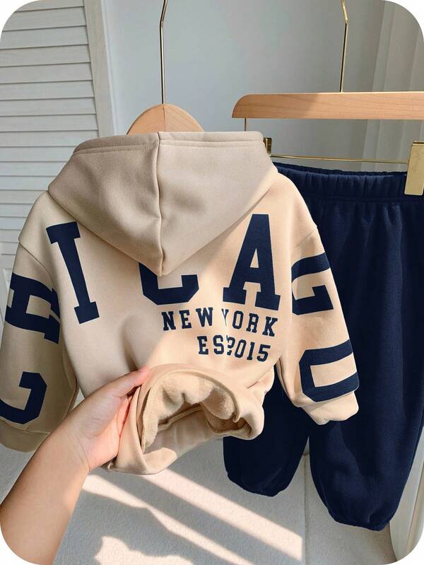 SHEIN 2pcs Young Boy Casual Korean Style Loose Fit Oversized Letter Graphic Hoodie And Elastic Waist Pants Set, Suitable For Autumn/Spring, Outdoor Play, School, Street Style, Party And Leisure, Fleece Lined Thick Material Fall Winter