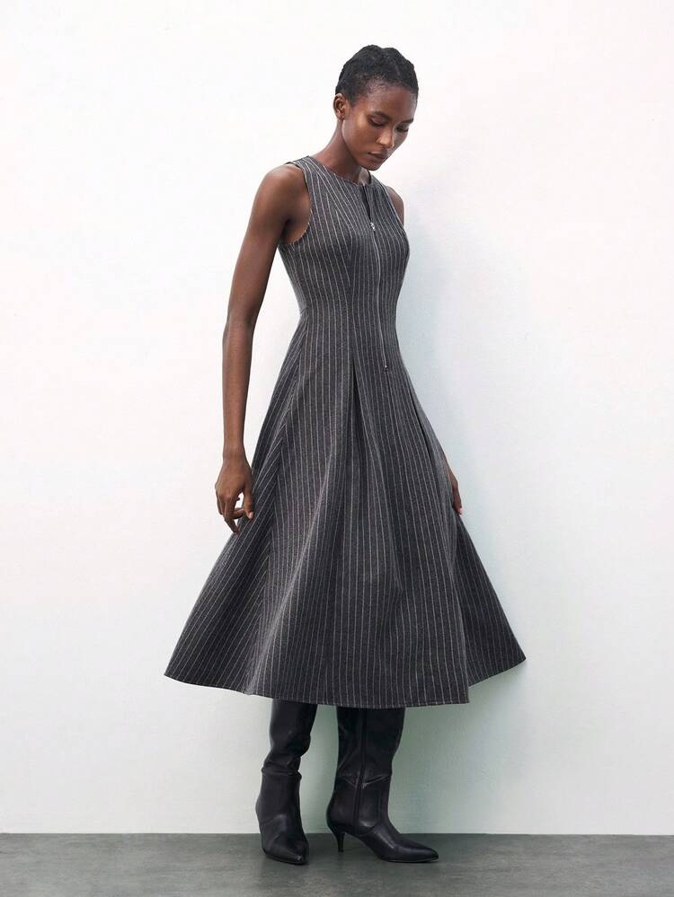 SHEIN Maija Women's Zipper Half Placket Striped Round Neck Sleeveless Pleated Dress,Chic Dress ,Autumn Clothes