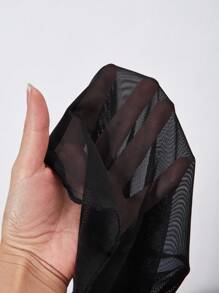 SHEIN Vestito elegante a maniche lunghe per ragazze pre-adolescenti, con patchwork in pizzo e rete, di colore unito, per Ognissanti