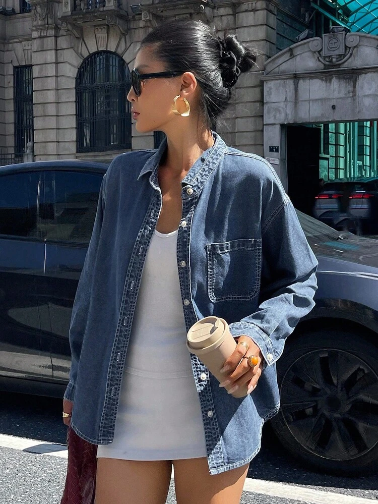 Light Wash Denim Shirt With Collar, Pockets, Loose Fit Long Sleeve, Spring/Summer/Autumn