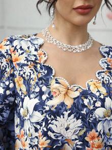 Yasmyna فستان كاجوال فضفاض مزين بالزهور والخرز الأنيق والرومانسي والفاخر للنساء - متعدد الألوان - مشاهدة 1