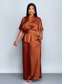 SOLERSUN 大码女装春夏时尚纯色优雅 V 领时尚精致短袖缎面不对称下摆衬衫和直筒阔腿优雅长裤套装、两件套西装、休闲宽松度假套装 - 棕色 - 查看 5