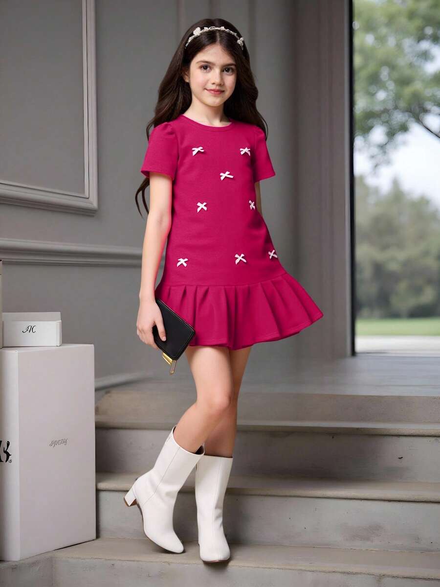 SHEIN 1 件 Tween 女童 3D 蝴蝶结装饰短袖百褶裙宽松款，春夏 - 玫紅色 - 查看 1