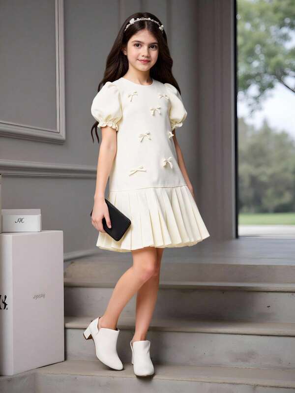 SHEIN Girls' Textured Fabric Bow Decor Hem Pleated Elegant & Cute Short Sleeve Dress, Spring/Summer Young Girls Dresses White