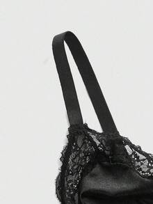 ROMWE Plus Size Gothic Lace Velvet Trim Bralette & Panty Set - Black - View 4