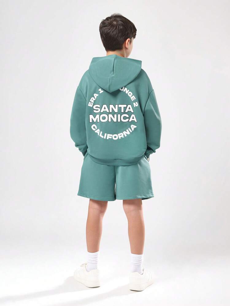 Felpa con cappuccio e pantaloncini coordinati
