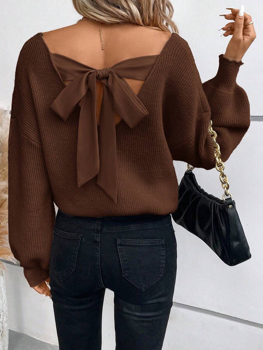 SHEIN Frenchy Sweater Kasual Musim Dingin Warna Cokelat dengan Tali di Belakang dan Bahu yang Menurun - Coffee Brown - View 1