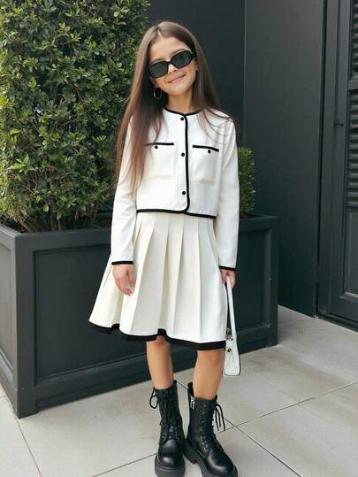 SHEIN Tween Girl 黑白撞色单排扣长袖上衣和百褶裙两件套，时尚休闲，适合任何场合