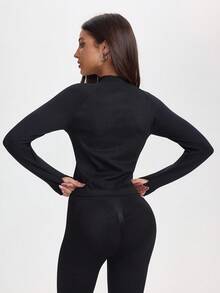 SHEIN Sports Chaqueta con cremallera sin costuras para mujer: Diseño negro de moda con mangas raglán, cuello alto y ajuste ceñido, adecuada para entrenamientos en el gimnasio, correr al aire libre y capas casuales diarias - Negro - Ver 2