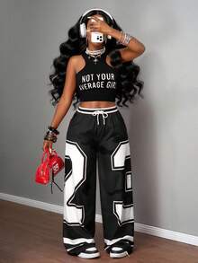 Slaydiva 2025新款夏季休闲截图性感运动风球服圆领工字背心口号Logo白色字母印花截角红色背心+阔腿裤长裤23号红色迷彩条纹印花梭织裤女士两件套套装-B - 黑色 - 查看 9