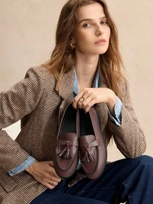 Rosivie Women's Casual Slip-On Flat Athletic Sneakers For Christmas - Coffee Brown - View 2