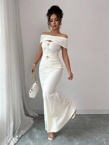 Elenzga 优雅精致时尚夏季露肩褶饰金属扣装饰中长款修身鱼尾下摆针织连衣裙 - 杏色 - 查看 5