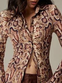 MISSGUIDED Women Snakeskin Print Button Up Collared Shirt Long Sleeve Form Fitting Shoulder Pad Blouse Classic Professional Autumn Winter Fashion - Brown - View 6