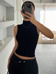 DAZY 女士夏季纯色高领休闲吊带背心，内置衬垫胸罩 - 黑色 - 查看 4