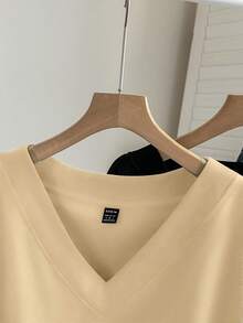 EMERY ROSE 2pcs Plus Size Women's Casual V-Neck Milano English Print Fleece Sweatshirt, Versatile For Autumn/Winter,Fall Clothes For Women