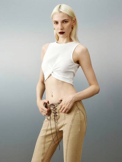 Airlisse Women's Twist Front Cropped Tank Top With Solid Color, Summer