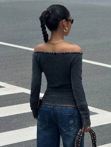 Muchica Women's Vintage Distressed Snowflake Off Shoulder Long Sleeve T-Shirt, Autumn/Winter,Y2k Outfits Women, Streetwear Outfits - Black - View 2