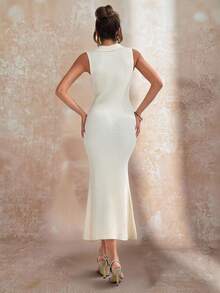 CLARA VERO 女士高领金色纽扣修身毛衣裙罗纹针织中长款优雅