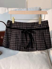 Comfortcana Women's Fashionable Sexy Plaid Print Mini Skirt - Black - View 5