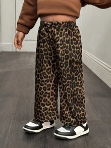 SHEIN Baby Girl Casual Chic Leopard Print Elastic Waist Pants Mom And Daughter Leopard Print Outfits Mommy And Daughter Matching Pants Mommy And Me Matching Outfits Mommy And Me Clothes Mommy And Me Leopard Print Pants - Khaki - View 2