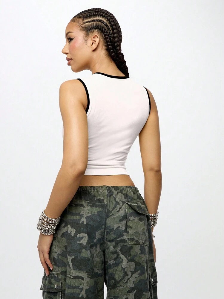 SUMWON WOMEN Gothic Script Ringer Tank Top With Contrast Binding