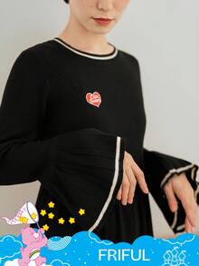 FRIFUL SHEIN X Care Bears Váy len dáng chữ A ôm sát cổ tròn thêu chữ và họa tiết trái tim tương phản dành cho nữ - màu đen - Xem 10