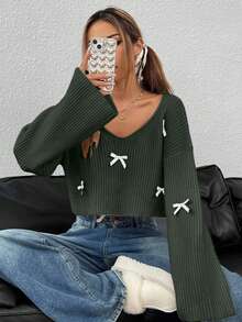 EURMUSE Women's Casual Cute V-Neck Dropped Shoulder Loose 3D Bow Decor Cropped Pullover Sweater, Autumn/Winter - Army Green - View 5