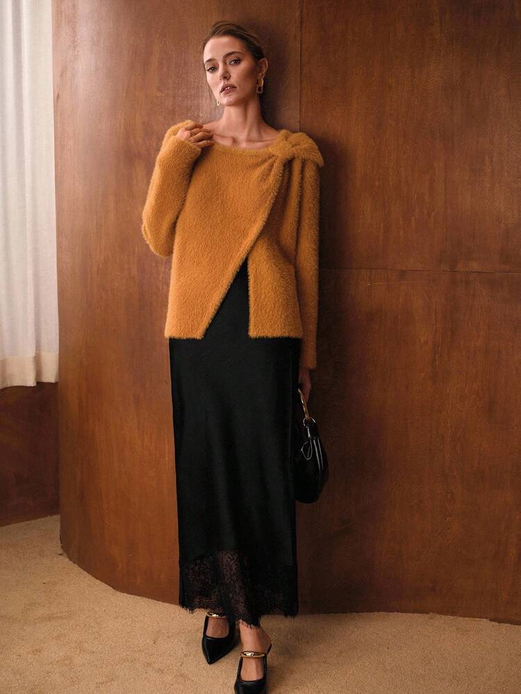 BOW DETAIL PULLOVER SWEATER